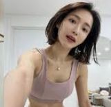 人妻的诱惑-探寻人妻的微妙诱惑，爱与生活的交织画卷